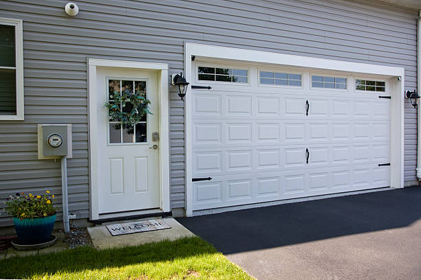 24/7 Emergency Garage Door Panel Replacement experts in Harford County County, MD